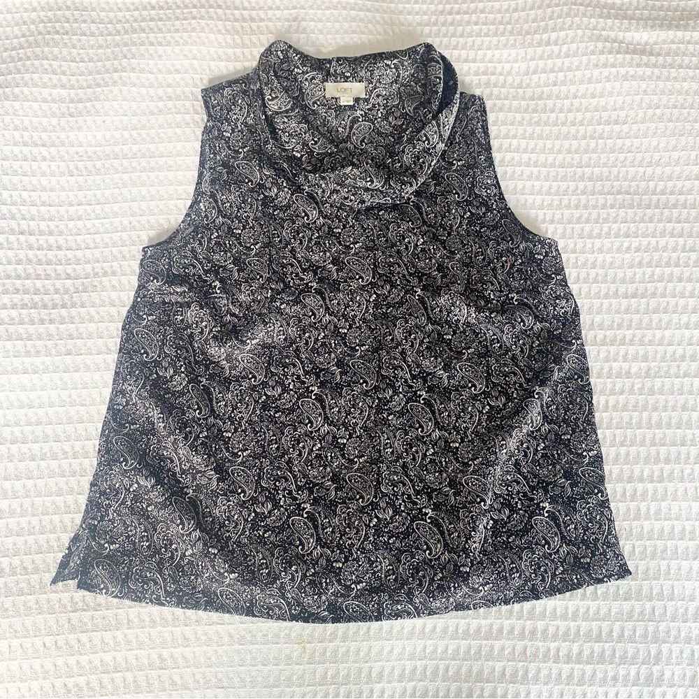 LOFT Black and White Paisley cowlneck sleeveless Blouse medium